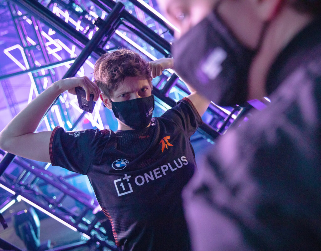 Fnatic and Sentinels to face off in NA vs EU Reykjavik Grand Finals