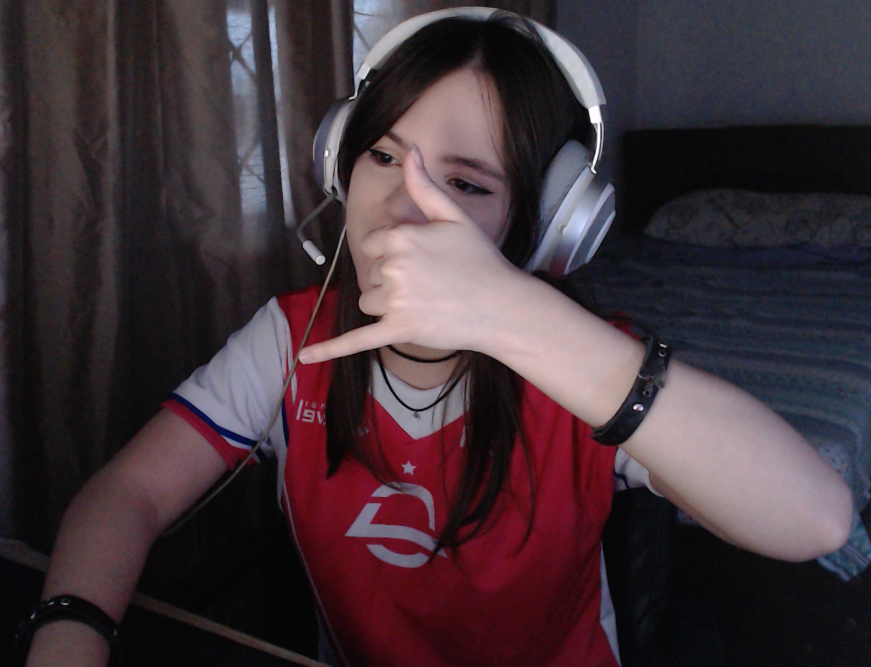 Gamelanders-Purple-drn