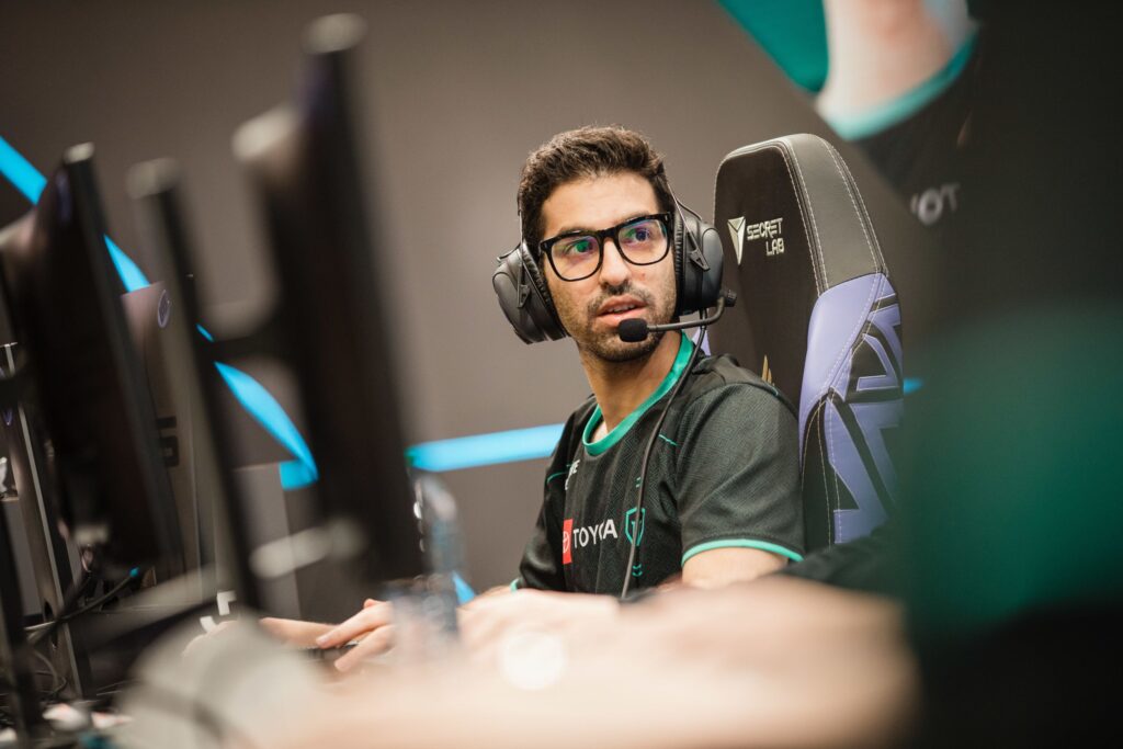 IMT Revenge: “Your reddit reputation is looked at as a way to get a job in esports”