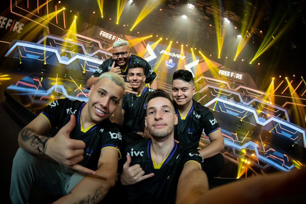 Vivo Keyd confirma favoritismo e levanta o troféu da LBFF 5