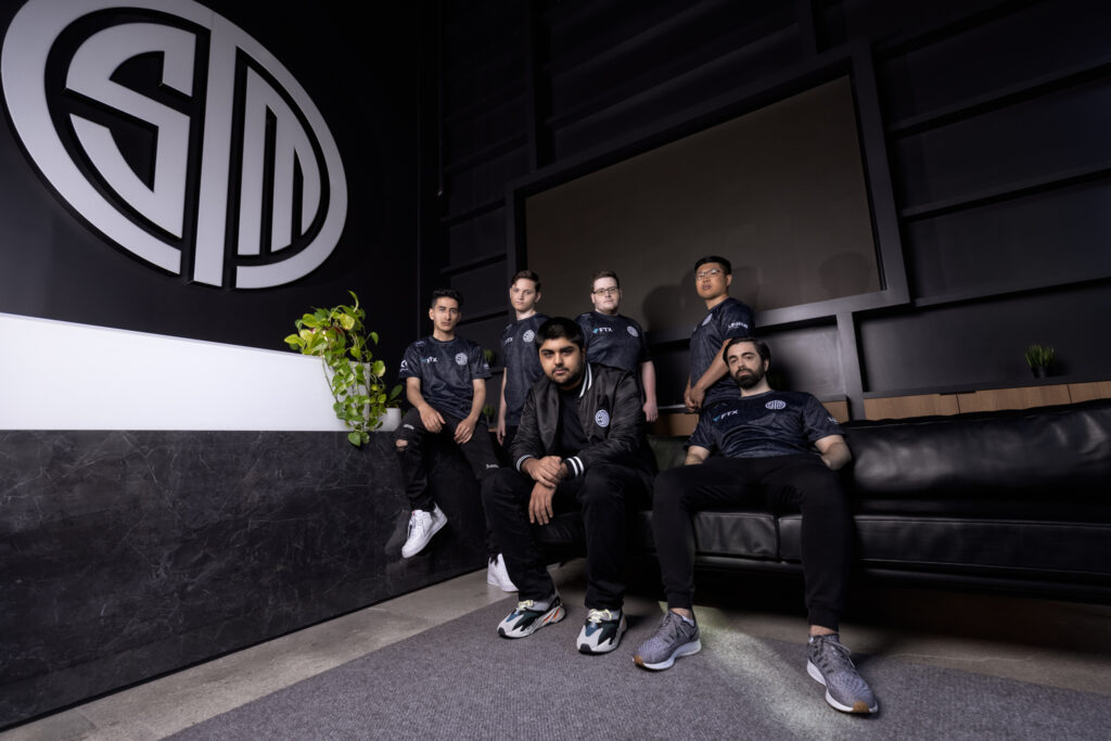 Should big VALORANT teams be playing in more tournaments?