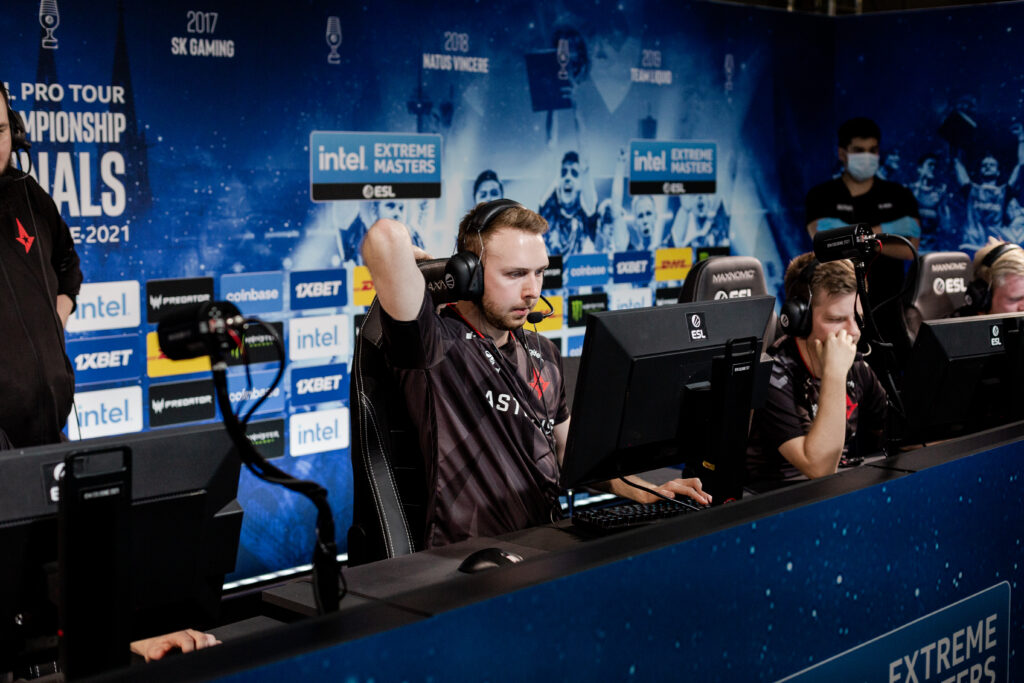 Hades Powers ENCE to Win Over Astralis at ESL Pro League Day 2