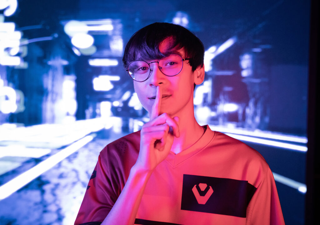 VALORANT Pro Settings: Play like TenZ, ScreaM, WARDELL, and Hiko