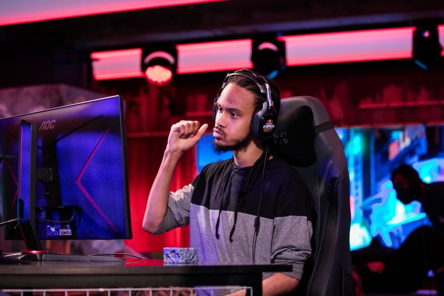iDom dominates EVO Online Street Fighter V in near flawless performance