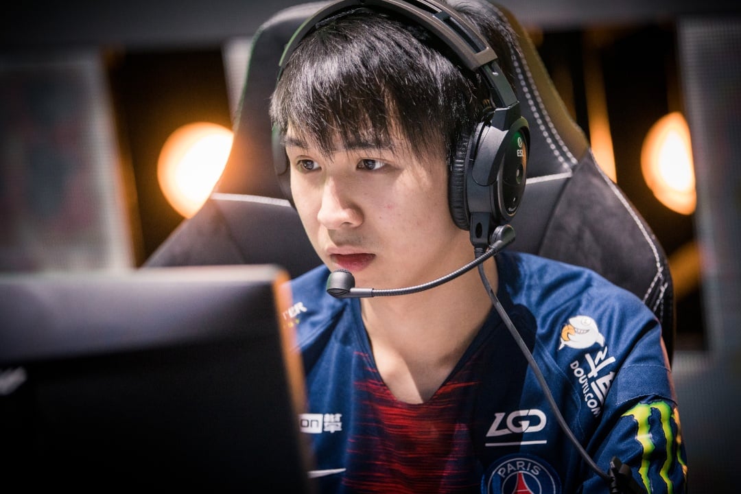 EHOME releases xNova from Dota 2 roster, goes inactive for now