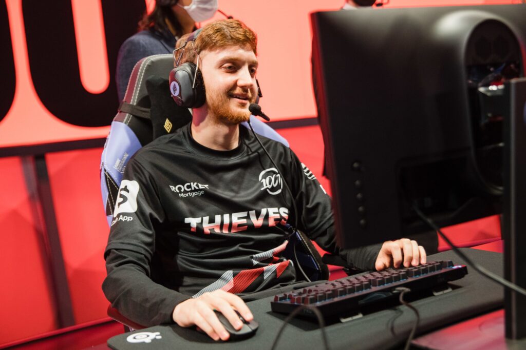 100 Closer: “It would be amazing to win the LCS together because of how much we went through as a group to get here.”