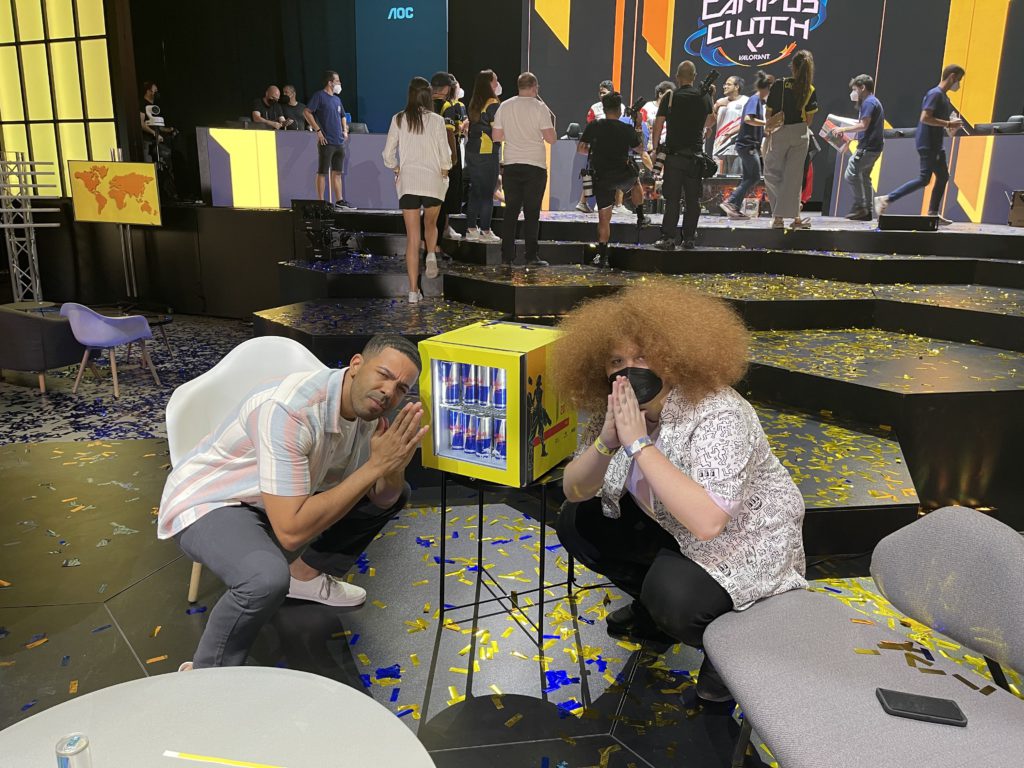 velly red bull campus clutch