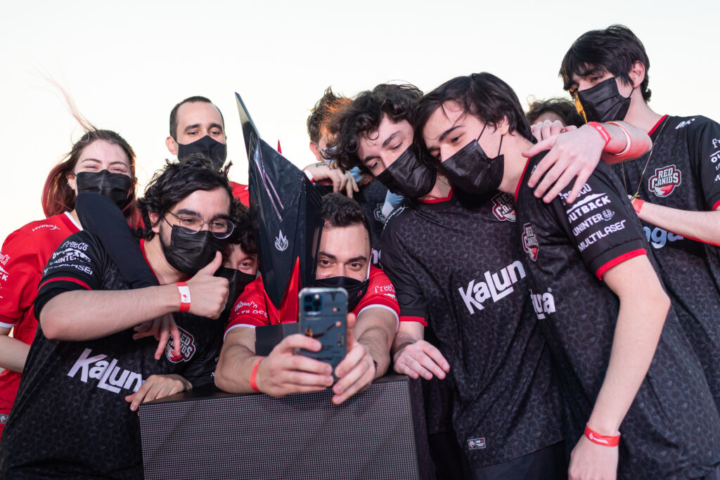 Atual campeã do CBLOL, Red Canids irá para a Espanha realizar bootcamp