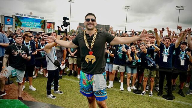 Over 6,000 avid fans descend on Florida for NickMercs' MFAM BBQ including streaming royalty