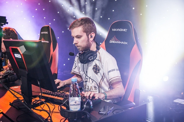 CS: GO Legend Xizt Formally Announces Retirement
