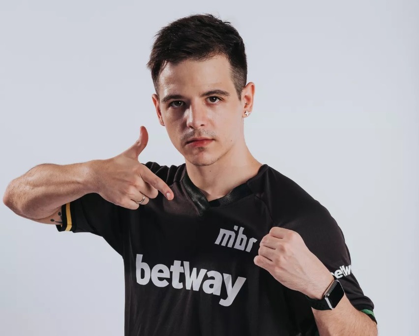 Bravos anuncia volta de danoco ao elenco