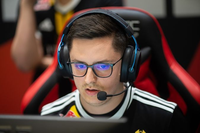 apEX. Image Credit: ESL.