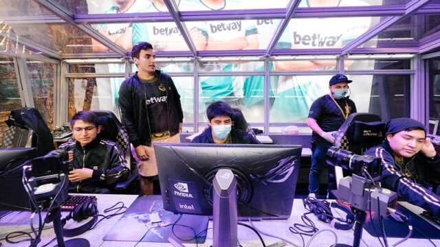 South America's final team exits on Day 1 of TI Main Event