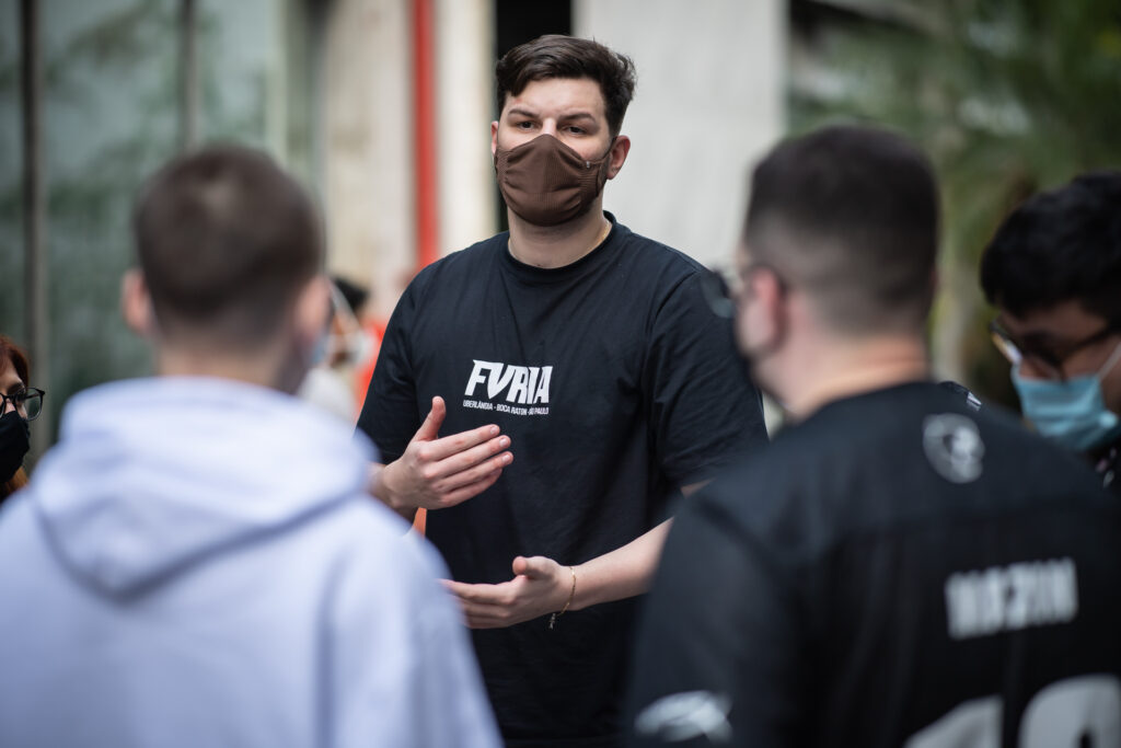 FURIA bate a LAZER e fica viva no Last Chance SA