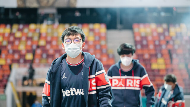 TI10 Final Boss Determined! PSG.LGD earn the first Grand Finals slot!