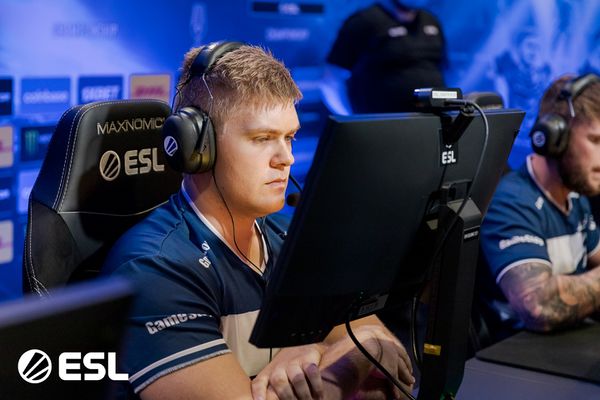 BlameF leaves Complexity; Is now a Free Agent