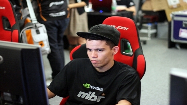 Team One anuncia BTT como treinador