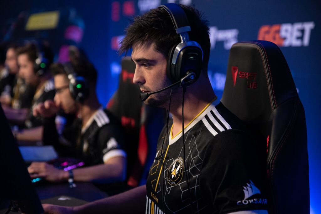 Top 5 Plays der PGL Stockholm Legends Stage Tag 2