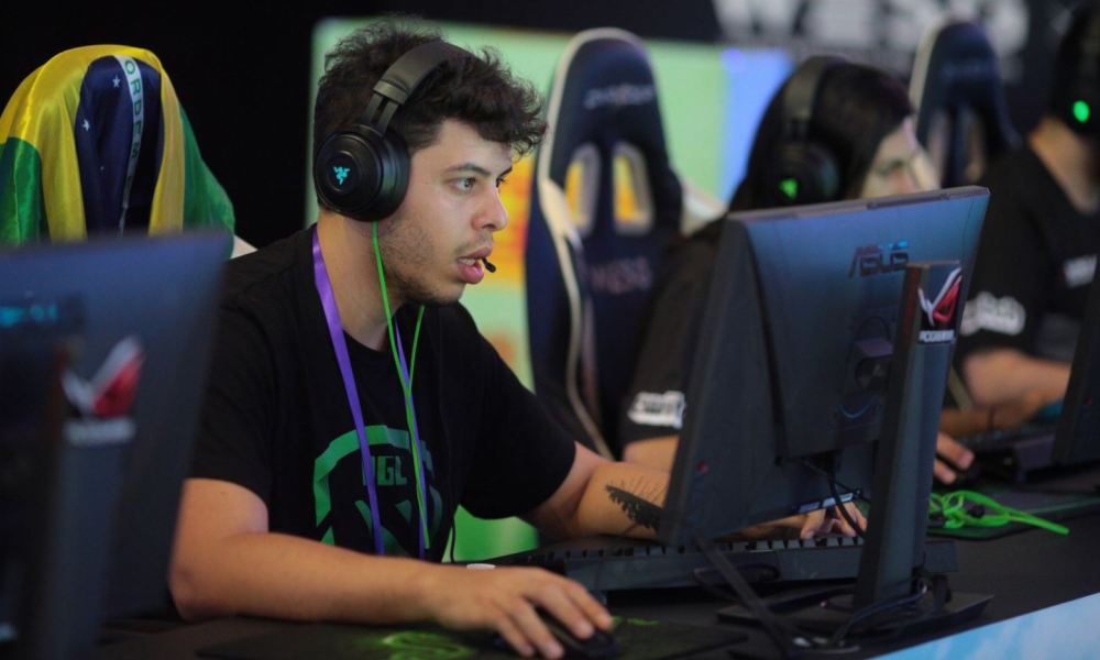 Kingrd anuncia equipe com hFn, tavo e mais