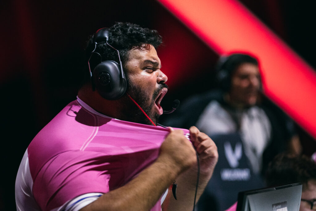 Gamelanders Blue anuncia saída de Belky