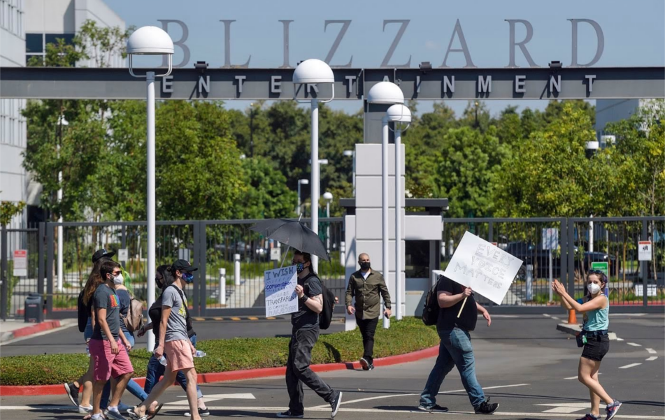 Breaking: Activision Blizzard Employees Circulate Petition to Oust CEO Bobby Kotick