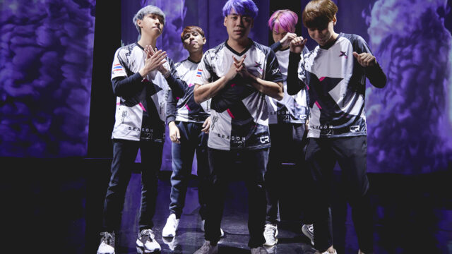 X10 Crit Crws: "We just need to play like we scrim"