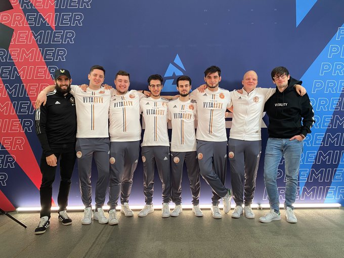 Pro players and community react to Vitality’s final match
