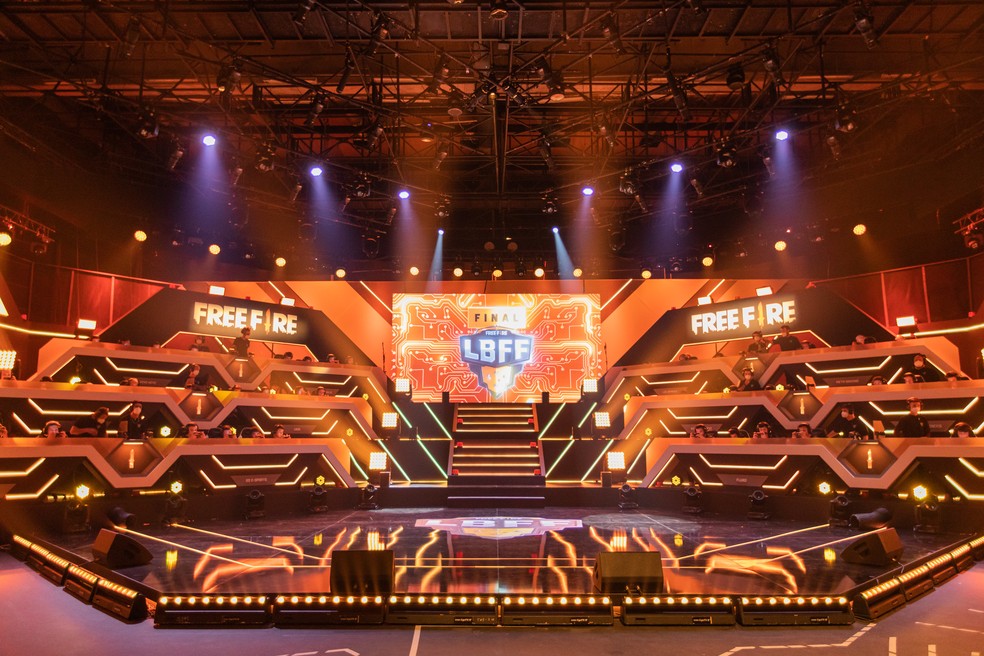 Garena exigirá vacinação completa para campeonatos no Brasil