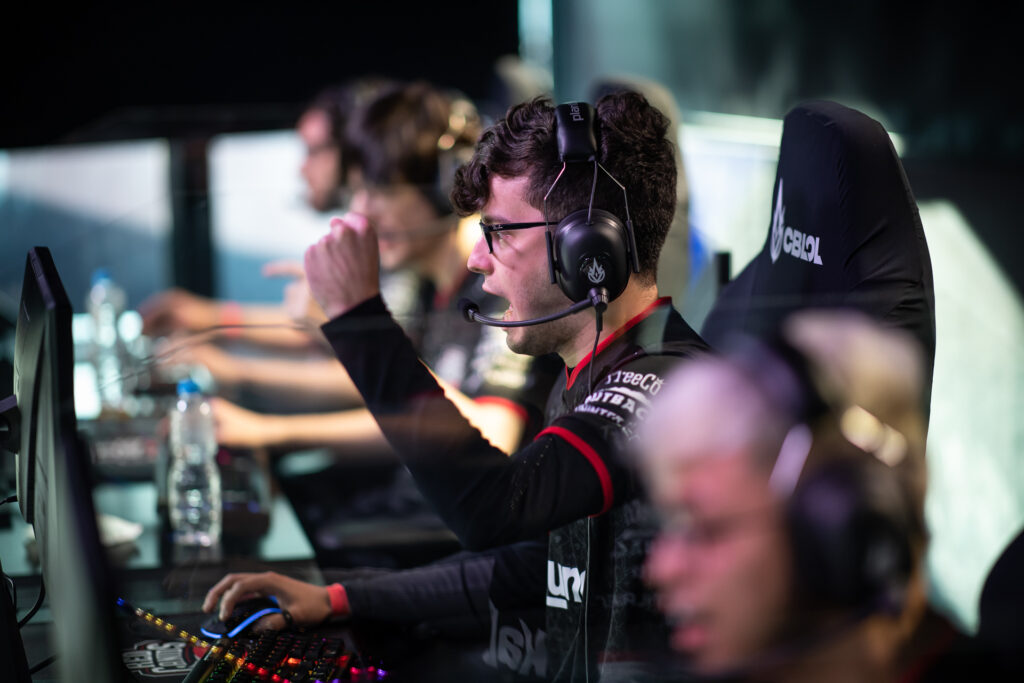 RED Canids vence LOUD e sai invicta da primeira rodada