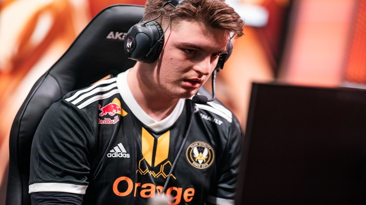 RGE Comp after VIT Benching: “It felt weird, almost like the world was ending around me.”