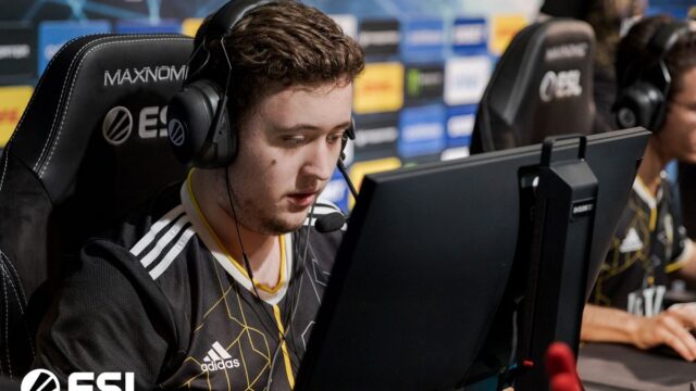 Zywoo CS:GO Crosshair and viewmodel settings