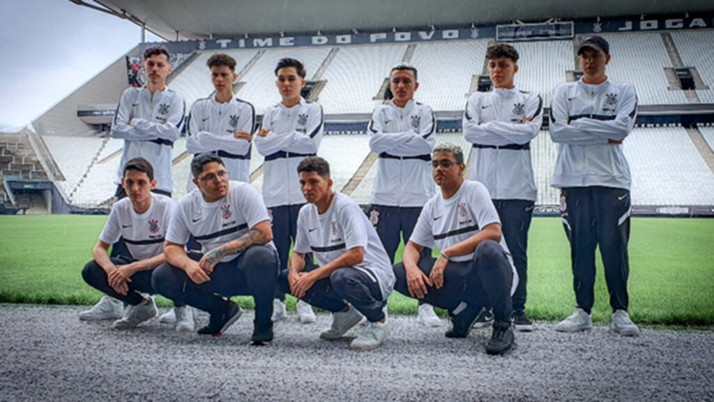 Corinthians Free Fire anuncia elenco para 2022