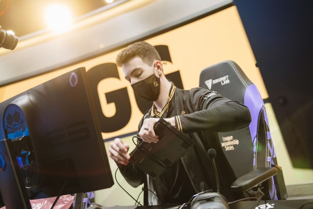 GG Stixxay: “To be completely upfront, I did not get any offers to play. I am doing coaching for now, but I definitely want to keep playing.”