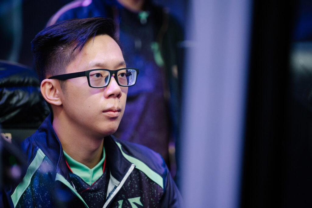 MoonMeander: “A lot of people see the success, but they don’t see behind the scenes. My team stuck together. It took a lot to get here.”