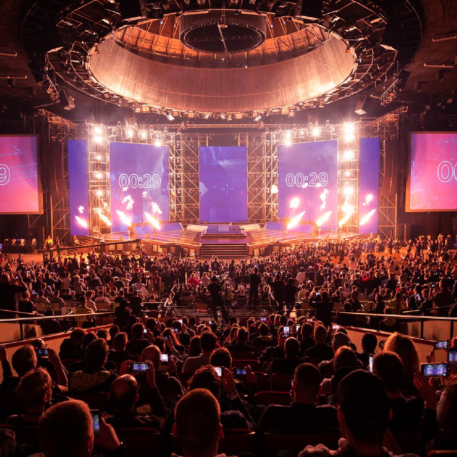 Twistzz and FaZe Clan will play at the Spodek Arena this wek.