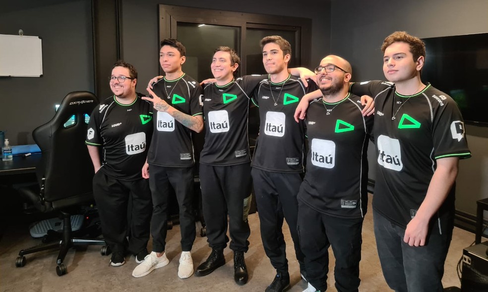 LOUD anuncia time de Valorant para 2022