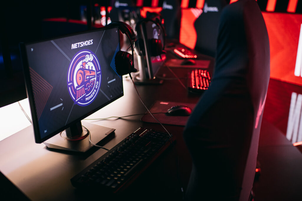 CBLOL: Netshoes Miners surpreende e vence a FURIA