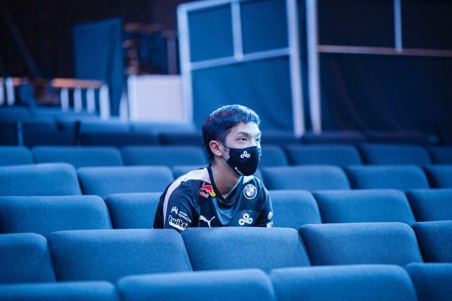 Cloud9 Blaber is one of the most impactful players on the squad. He has been instrumental in ensuring he aids his teammates in the solo lanes.