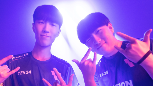 DRX BuZz on the Chamber switch: "I'm able to taunt the enemy, make myself a target for my own chess piece and control the play"