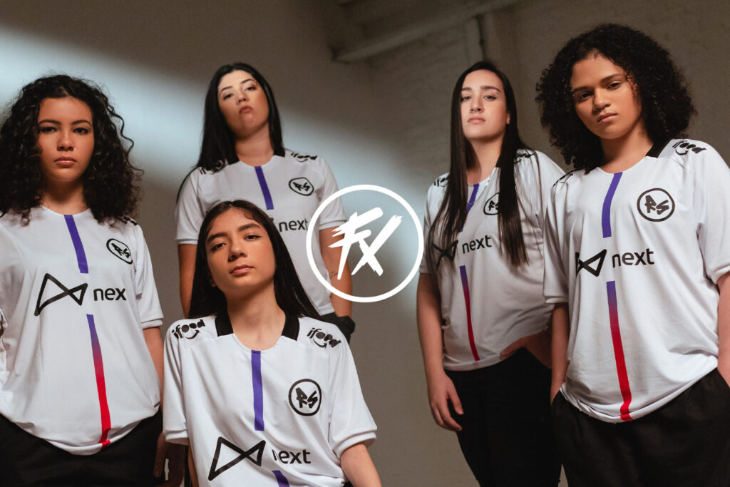 Fluxo anuncia line feminina de Free Fire