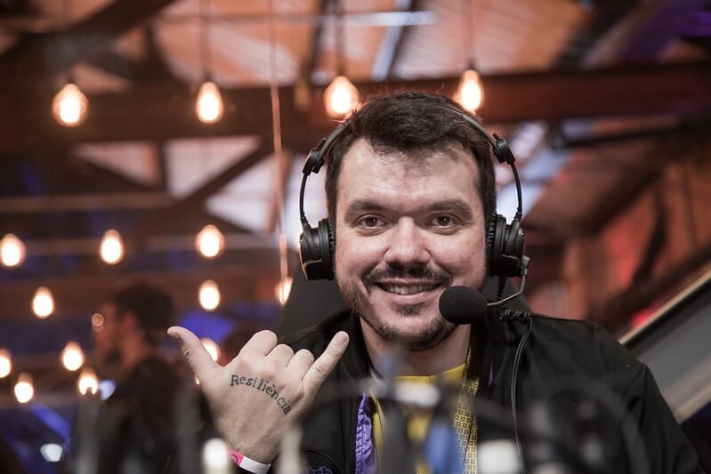 Gaules é o quarto streamer mais assistido do mundo em fevereiro