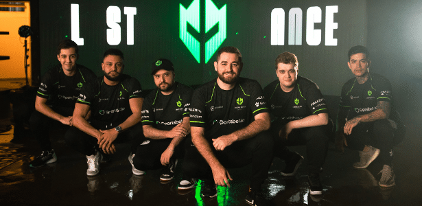 Estreia da Imperial teve pico de 200 mil espectadores