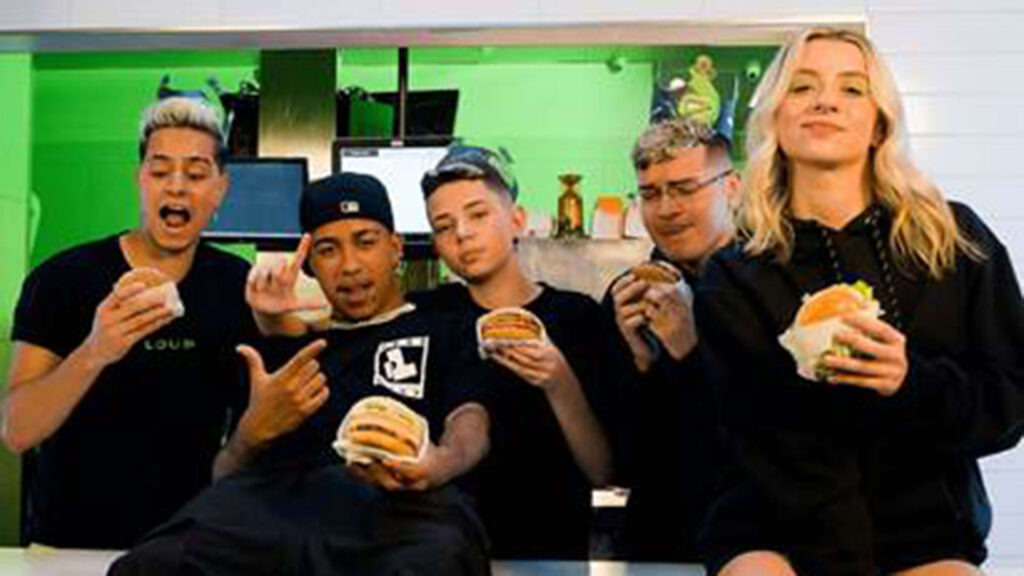 LOUD se une ao Burger King para recriar sanduíches e acompanhamentos em colaboração inédita