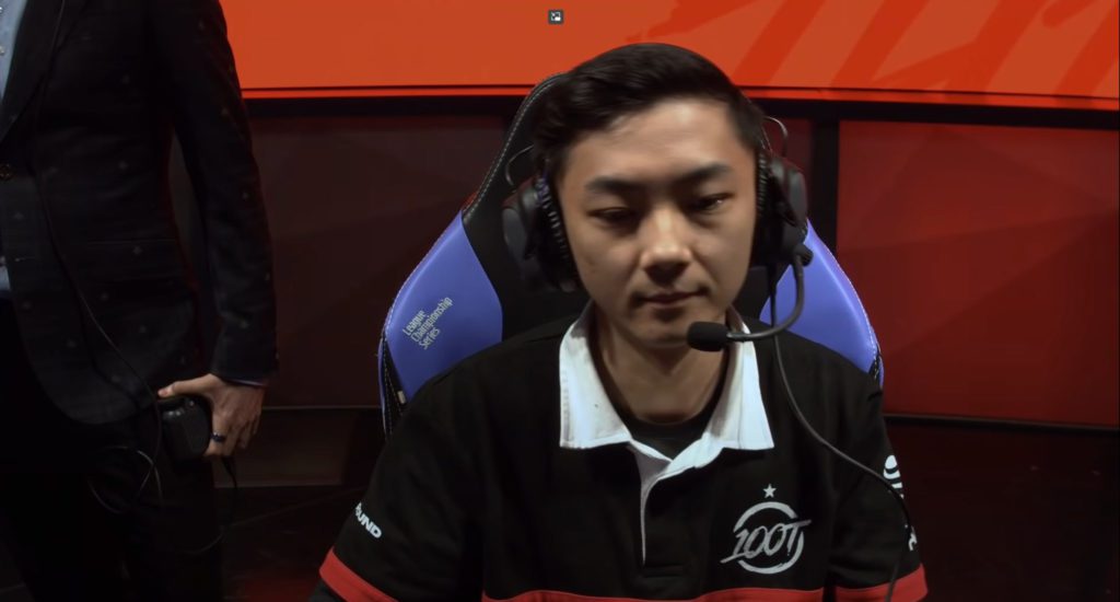 100Thieves FBI is one of the instrumental members of the squad.