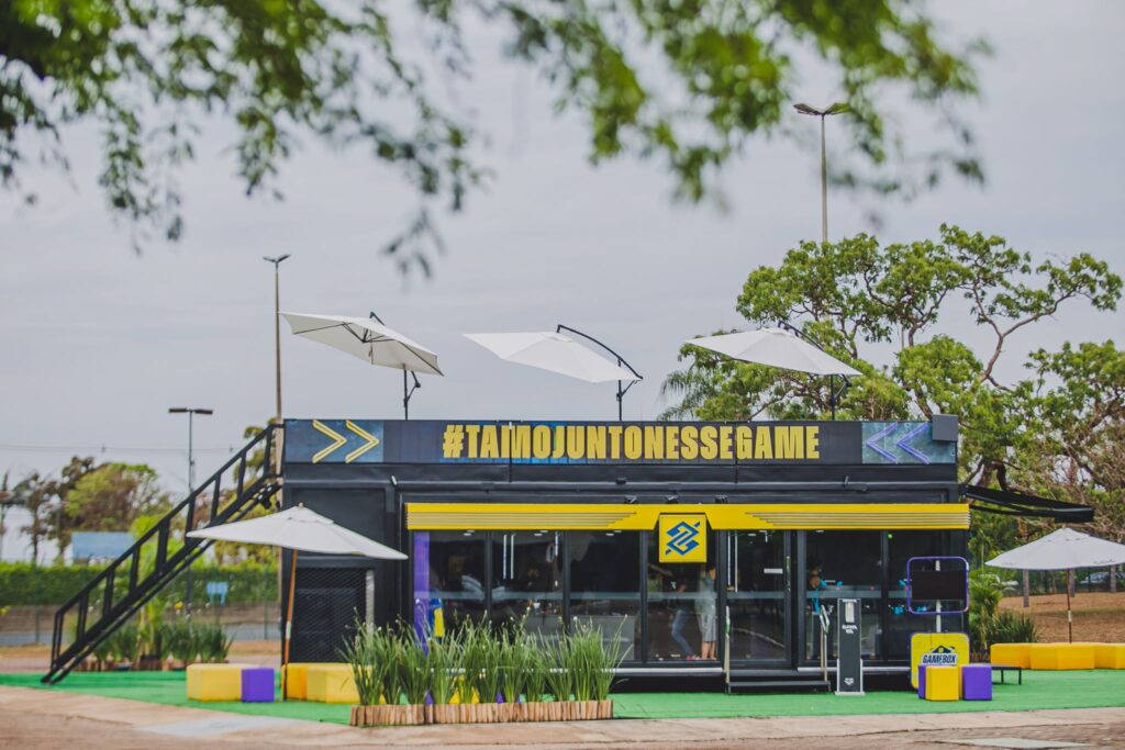 Banco do Brasil irá viajar pelo país com carreta gamer