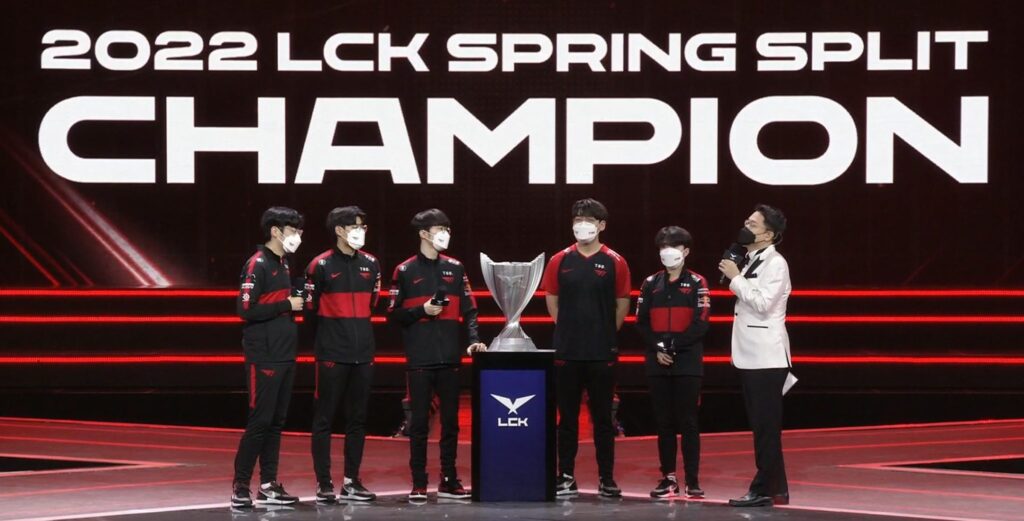 T1 Faker: “It’s been a while since I got this title [LCK Championship], it feels awesome to be on top of the LCK again”