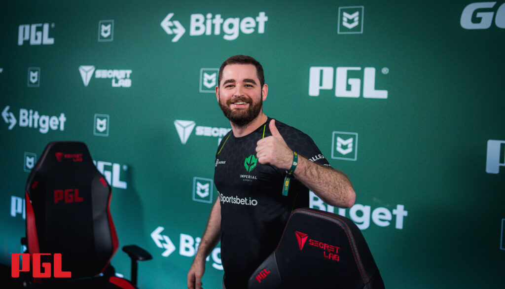 Jogadores e influencers de todo o planeta saem em defesa de FalleN