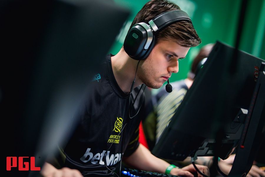 REZ helped NIP secure an IEM katowice spot