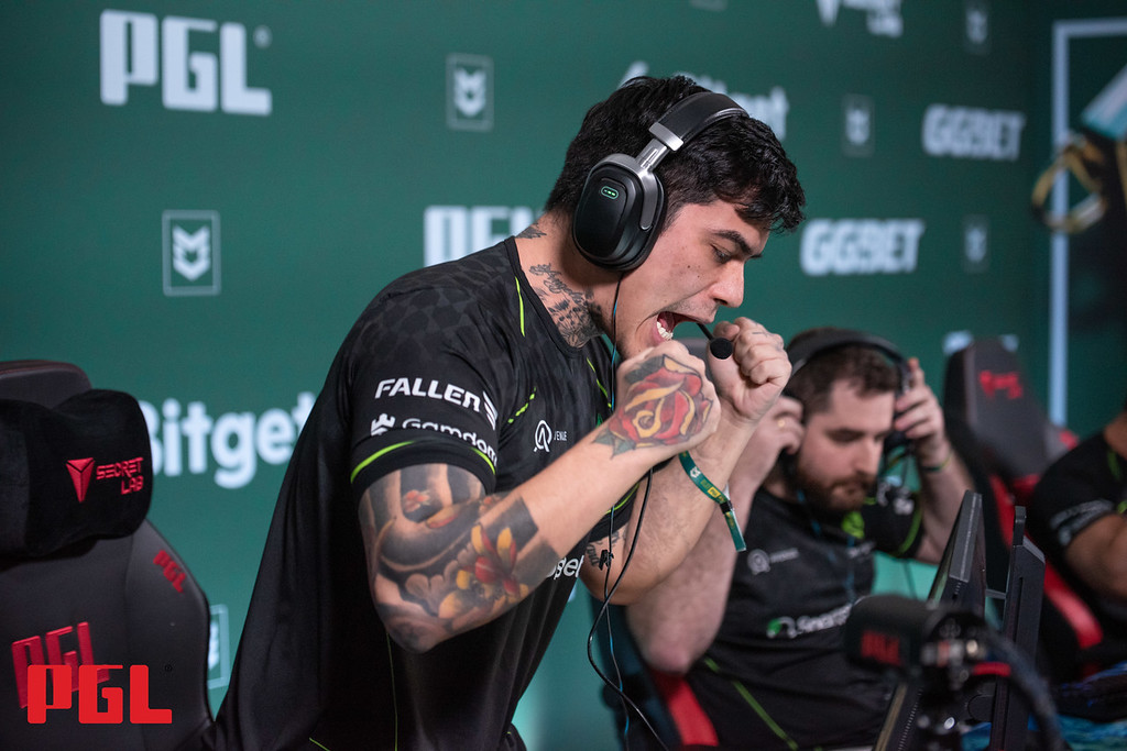Imperial bate forZe e se classifica para o palco Legends do Major Antwerp