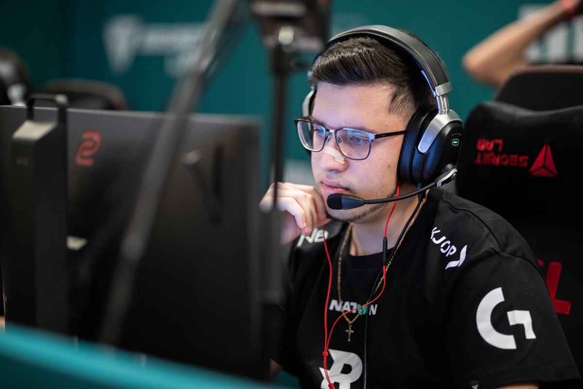 00 Nation coloca leo_drk no banco de reservas